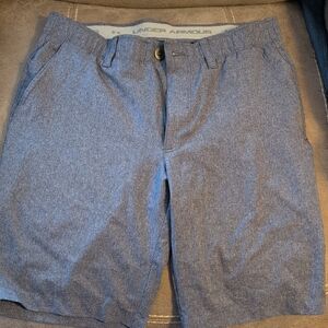 Under Armour Men's Heathered Gray Shorts